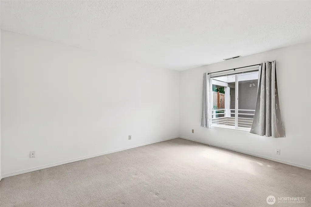 11430 99th Place NE Kirkland WA 98033