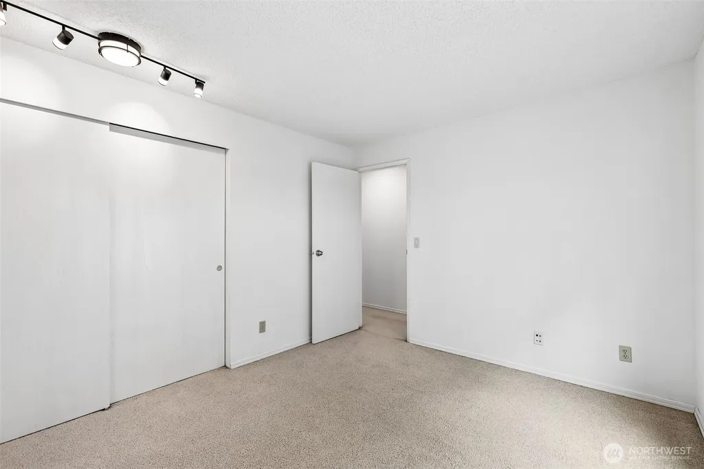 11430 99th Place NE Kirkland WA 98033