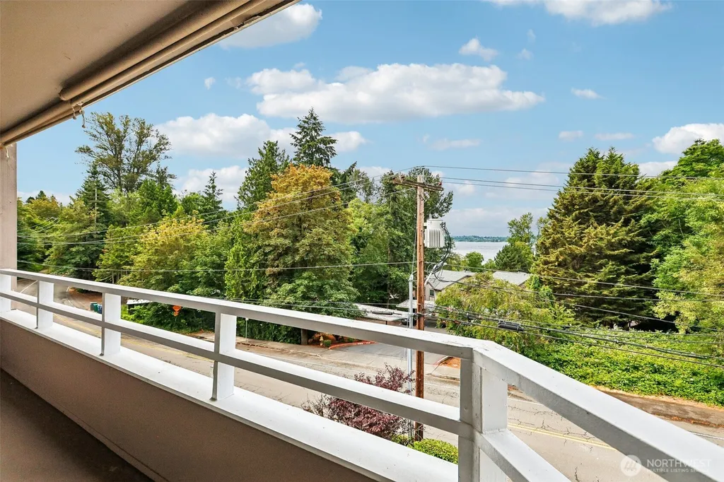 11430 99th Place NE Kirkland WA 98033