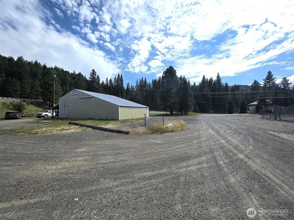 28 Creamery Road Republic WA 99166