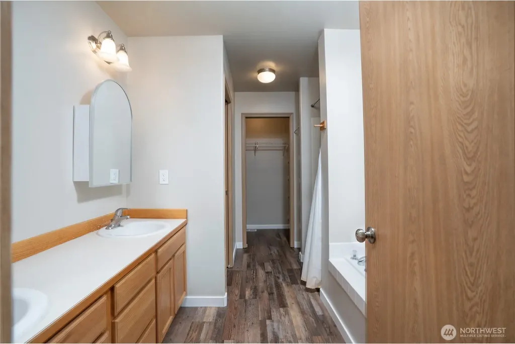 33110 27th Avenue E Roy WA 98580