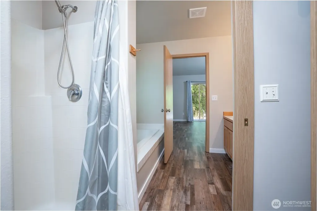 33110 27th Avenue E Roy WA 98580