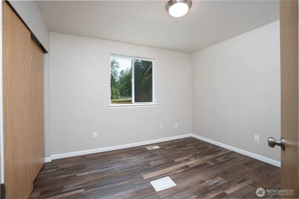 33110 27th Avenue E Roy WA 98580