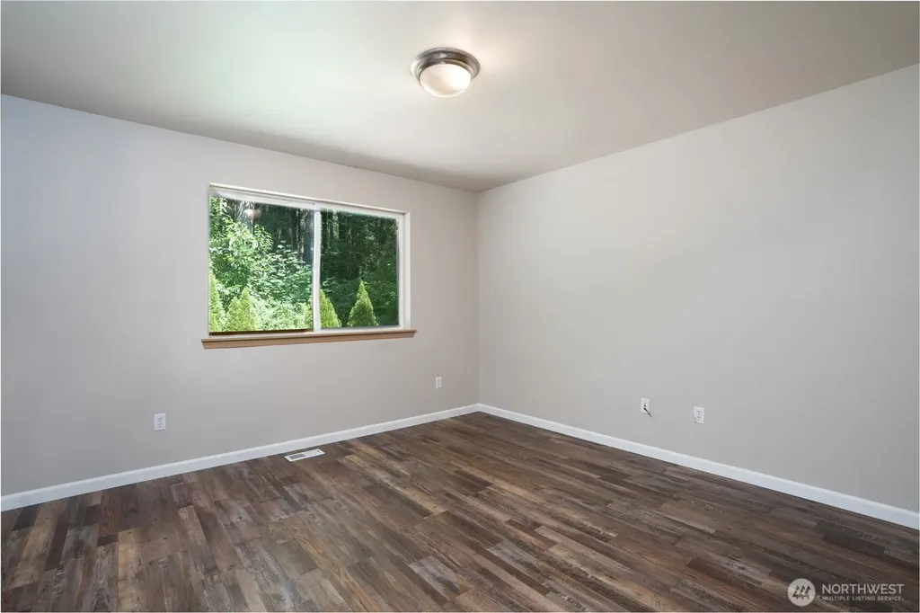 33110 27th Avenue E Roy WA 98580