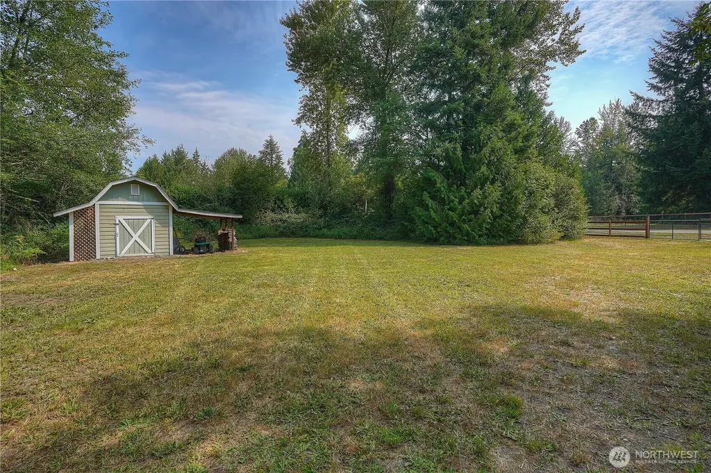 33110 27th Avenue E Roy WA 98580