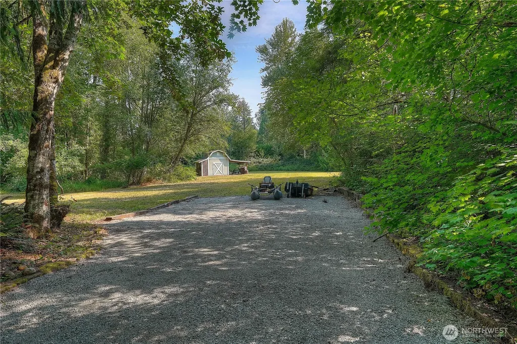 33110 27th Avenue E Roy WA 98580