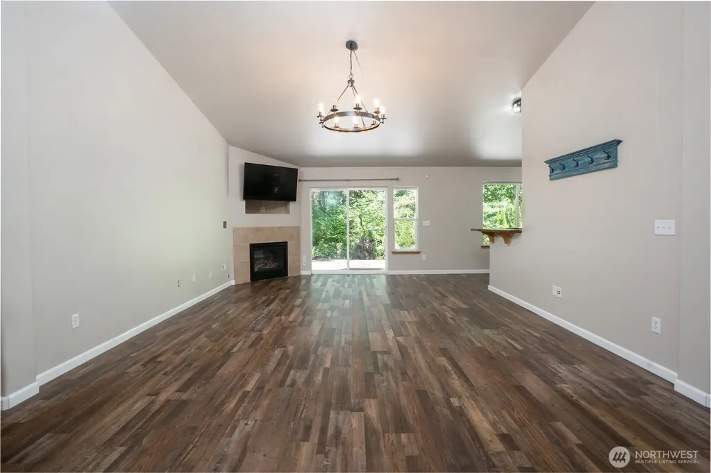 33110 27th Avenue E Roy WA 98580