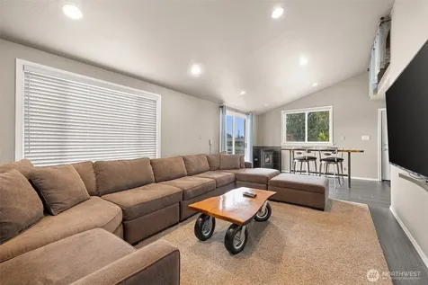 13330 Pulver Road Mount Vernon WA 98273