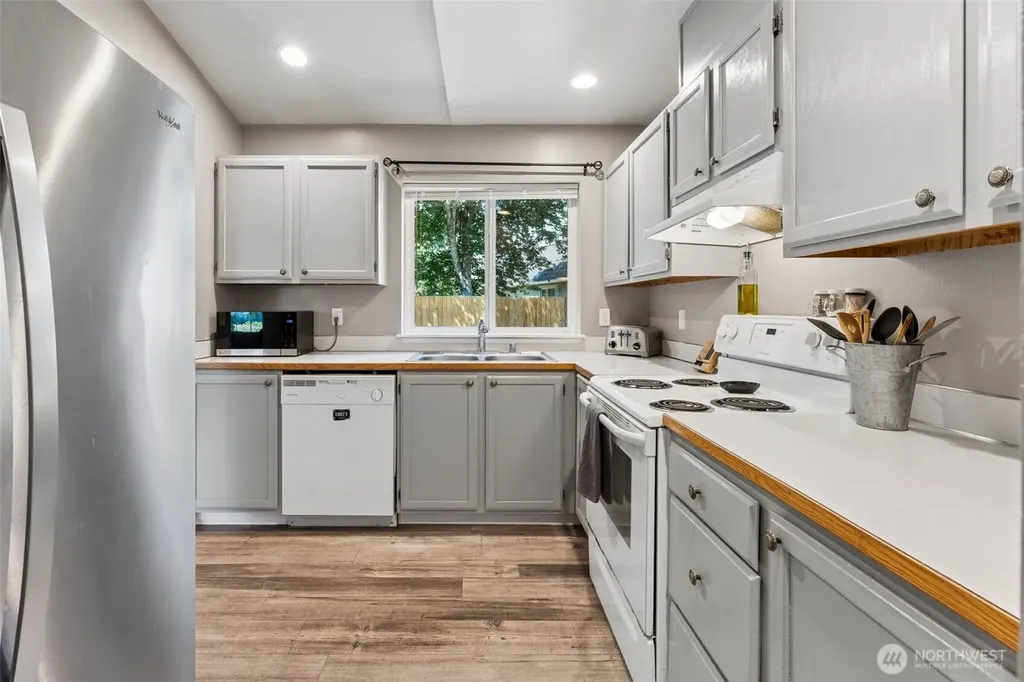 26011 188th Avenue SE Covington WA 98042