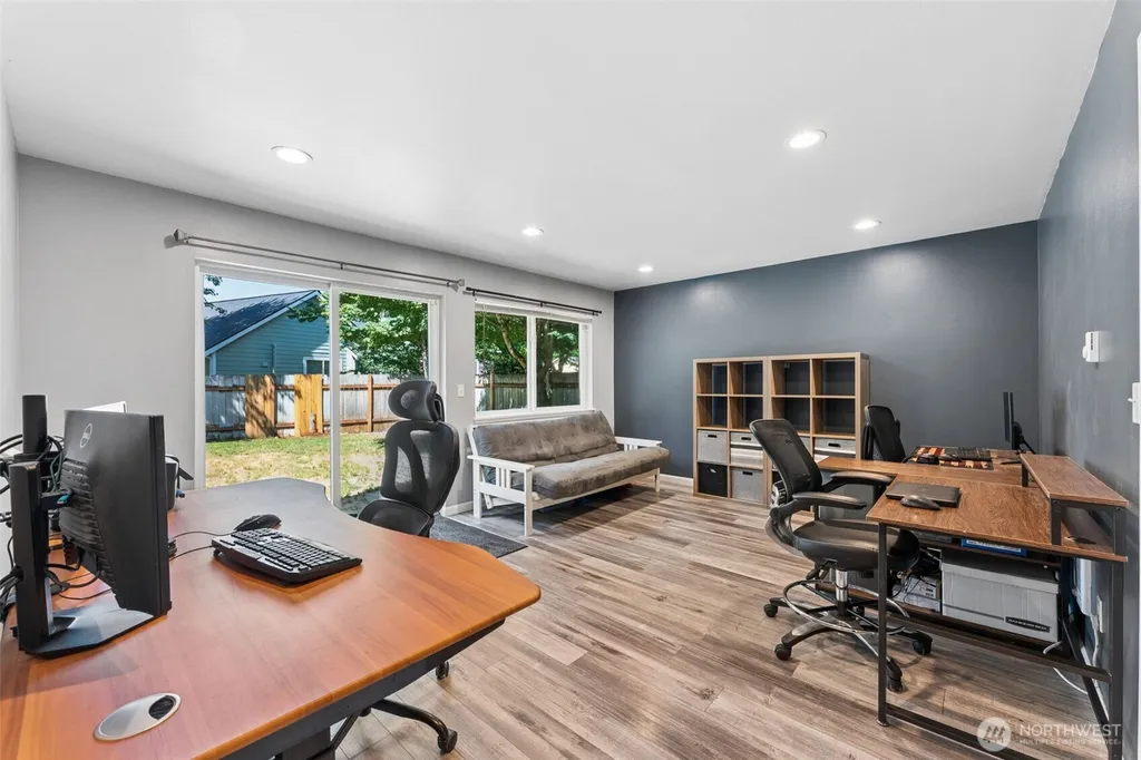 26011 188th Avenue SE Covington WA 98042