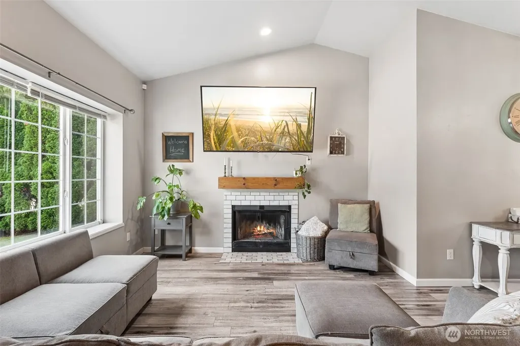 26011 188th Avenue SE Covington WA 98042