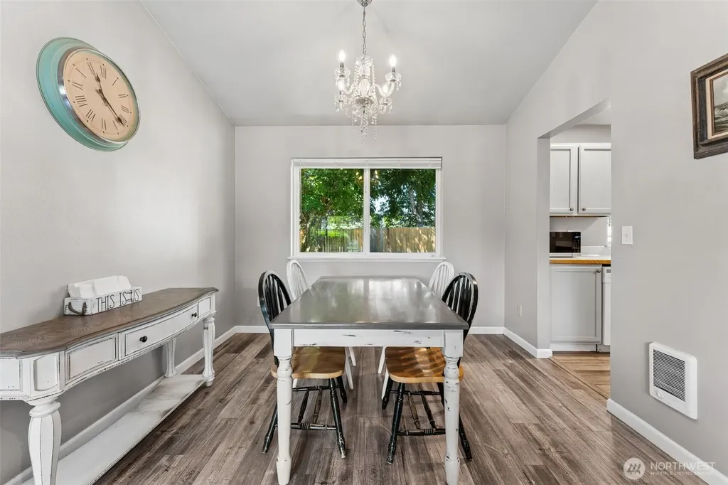 26011 188th Avenue SE Covington WA 98042