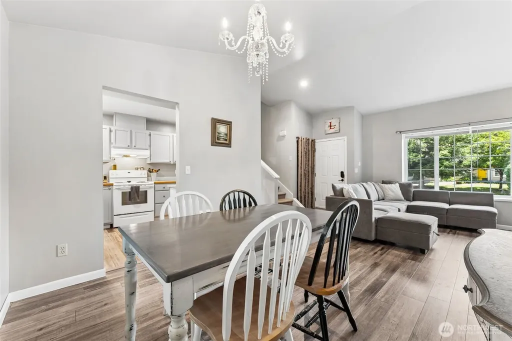 26011 188th Avenue SE Covington WA 98042