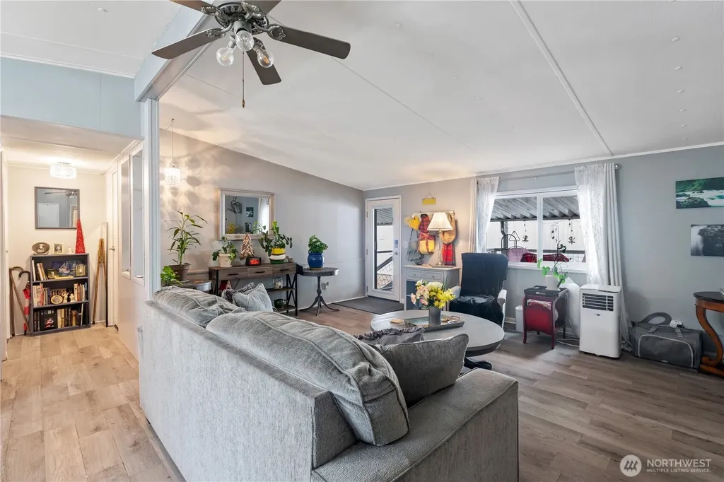 2400 Donovan Avenue Bellingham WA 98225