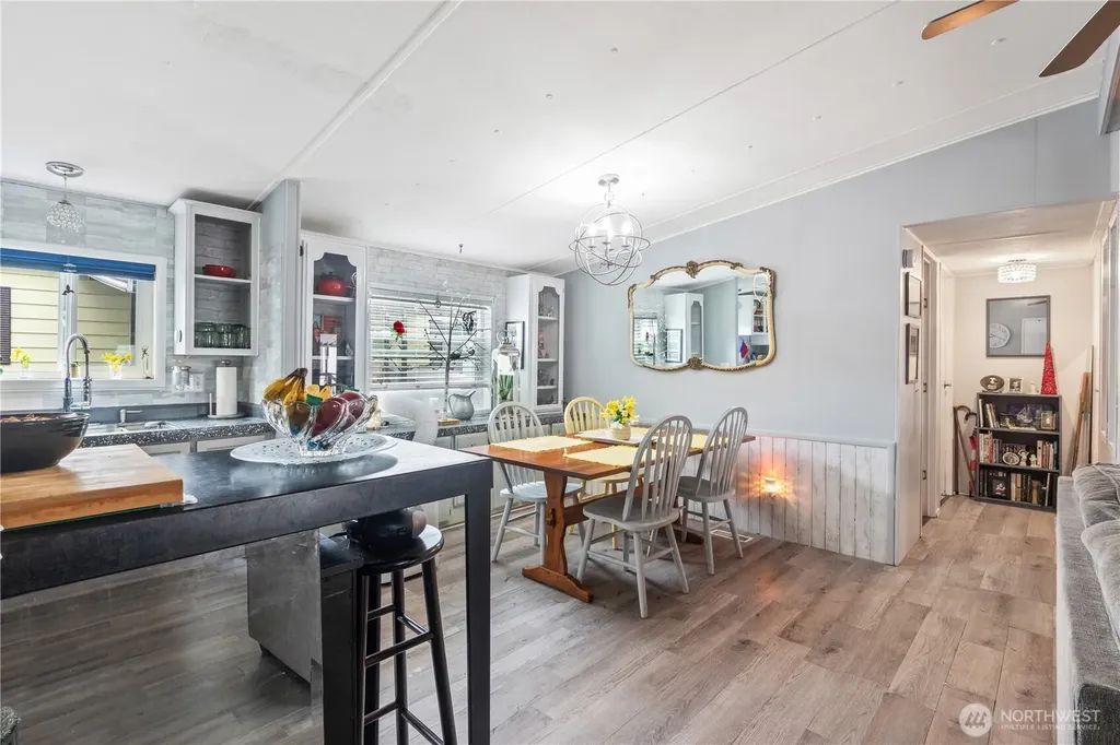 2400 Donovan Avenue Bellingham WA 98225