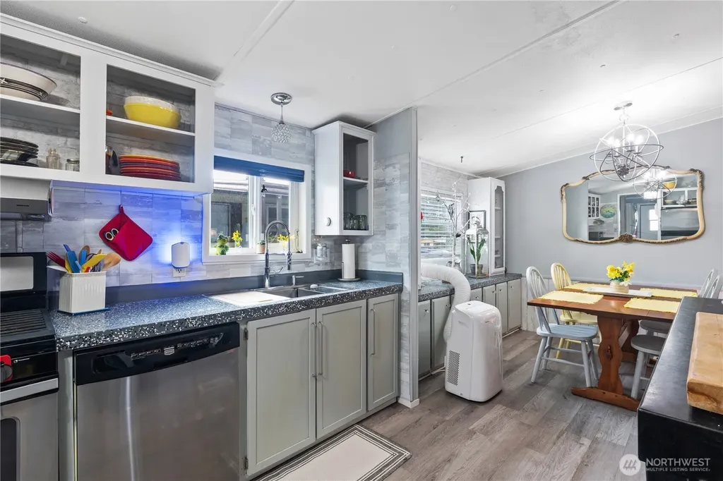2400 Donovan Avenue Bellingham WA 98225