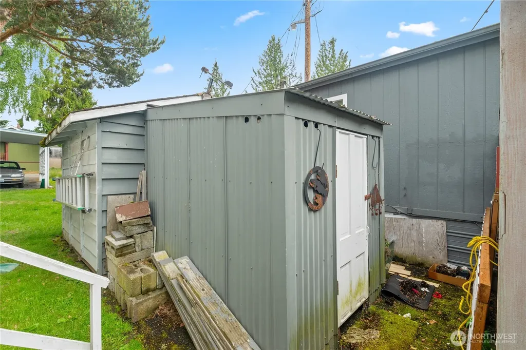 2400 Donovan Avenue Bellingham WA 98225