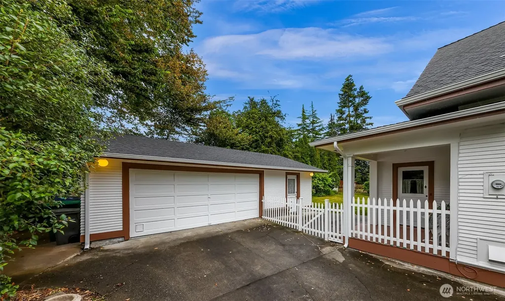 27116 82nd Dr NW Stanwood WA 98292