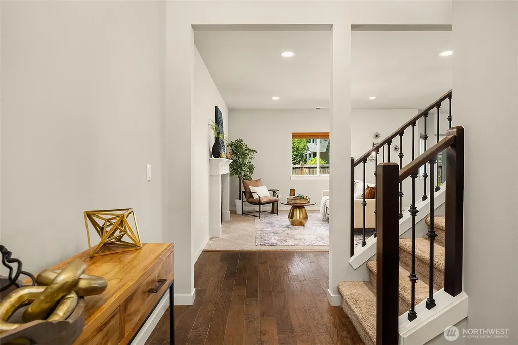 213 157th Place SW Lynnwood WA 98087