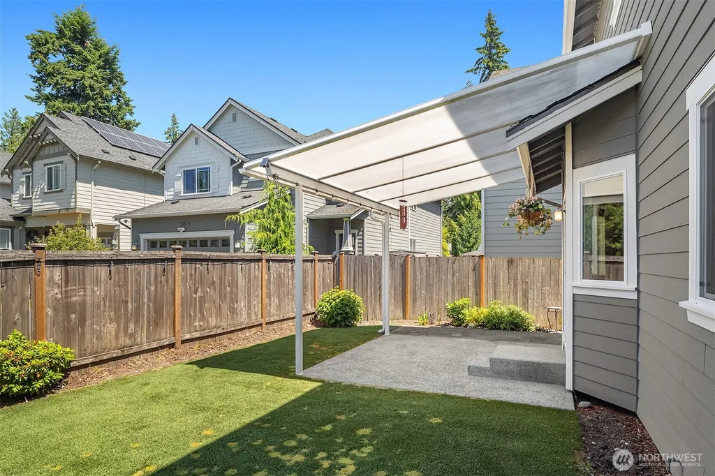 213 157th Place SW Lynnwood WA 98087
