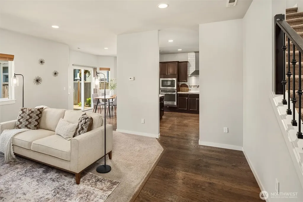 213 157th Place SW Lynnwood WA 98087