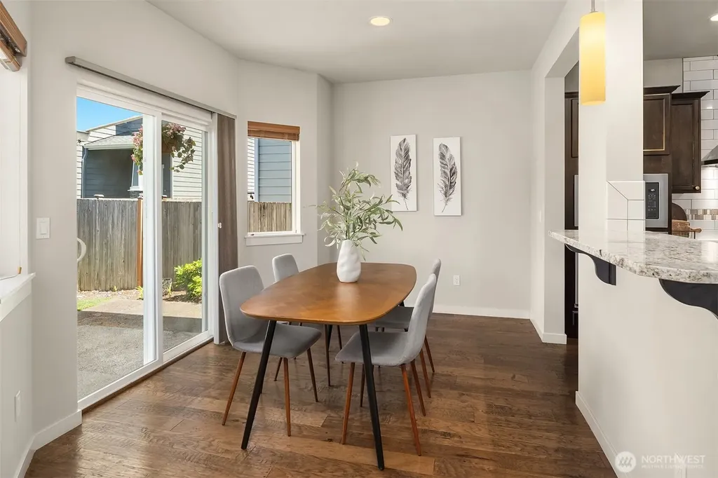 213 157th Place SW Lynnwood WA 98087