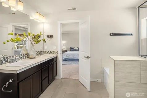 213 157th Place SW Lynnwood WA 98087