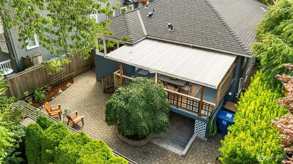 1914 3rd Avenue N Seattle WA 98109