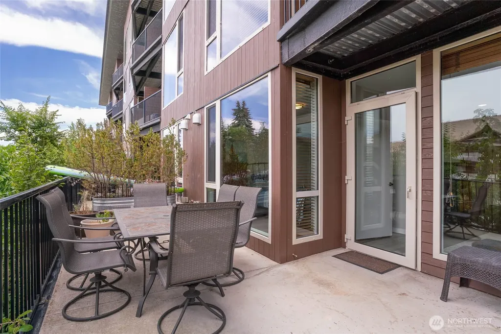 2220 W Woodin Chelan WA 98816