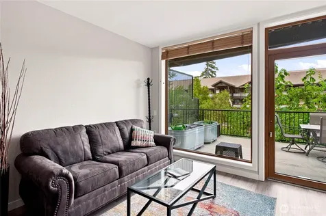 2220 W Woodin Chelan WA 98816