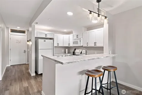 2220 W Woodin Chelan WA 98816