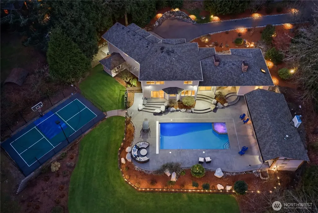 21219 SE 39th Street Sammamish WA 98075