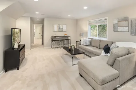 21219 SE 39th Street Sammamish WA 98075