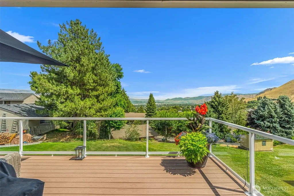 507 Day Road Wenatchee WA 98801