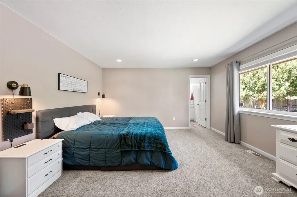 2915 79th Avenue NE Marysville WA 98270