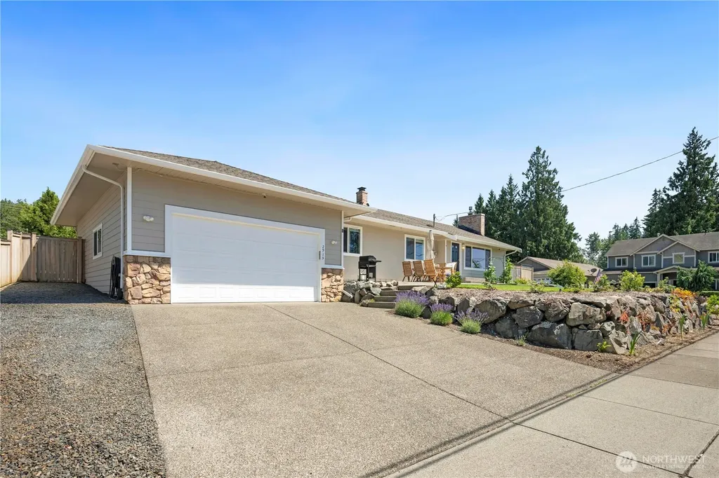2915 79th Avenue NE Marysville WA 98270