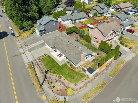 2915 79th Avenue NE Marysville WA 98270