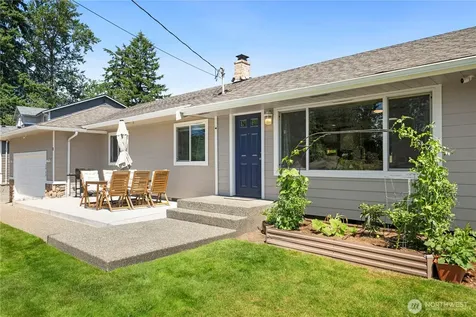 2915 79th Avenue NE Marysville WA 98270