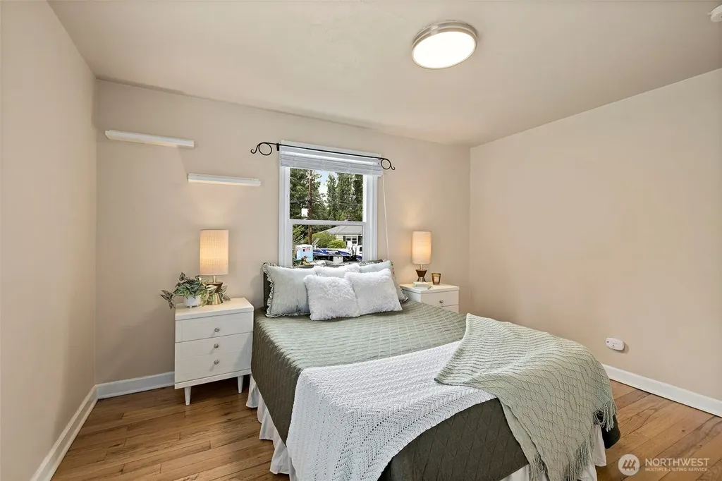 11326 14th Avenue NE Seattle WA 98125
