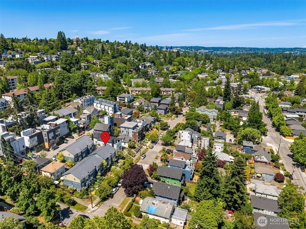 209 27th Avenue E Seattle WA 98112