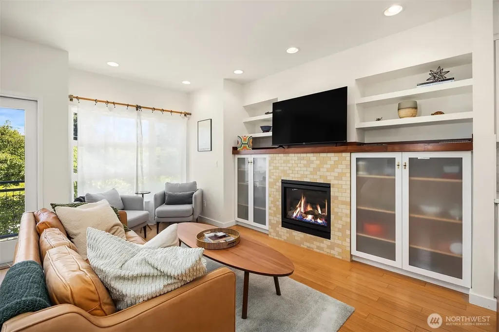 209 27th Avenue E Seattle WA 98112