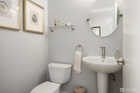 209 27th Avenue E Seattle WA 98112