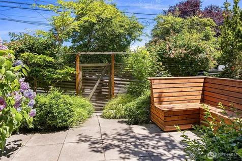 209 27th Avenue E Seattle WA 98112