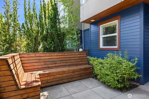 209 27th Avenue E Seattle WA 98112
