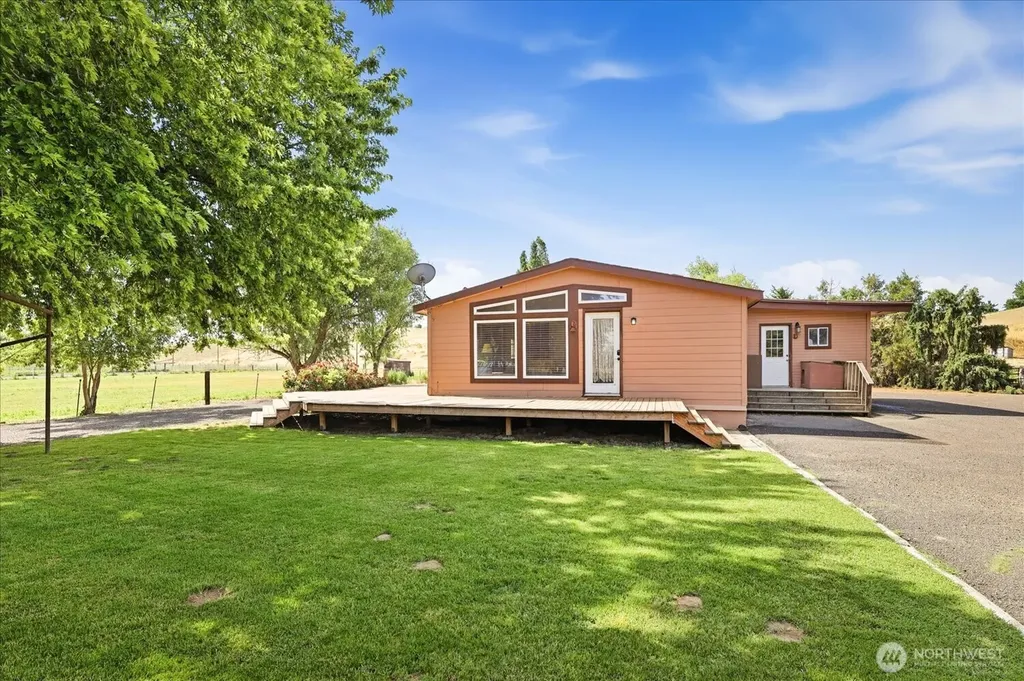 77 Lariat Lane Walla Walla WA 99362