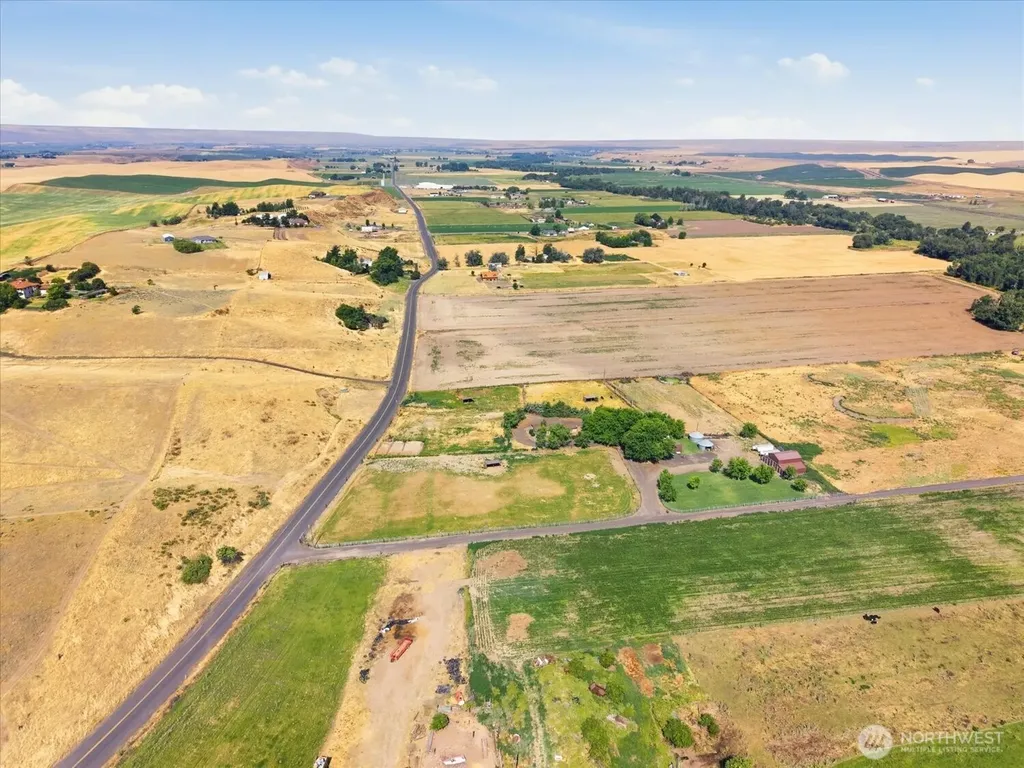 77 Lariat Lane Walla Walla WA 99362
