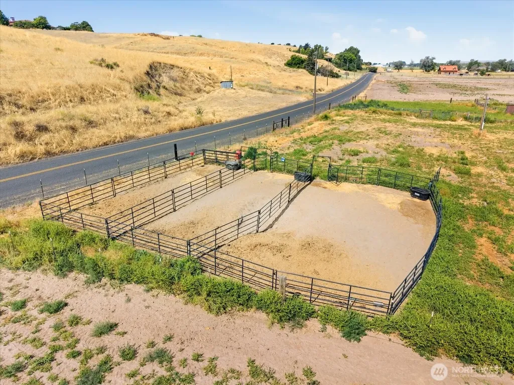 77 Lariat Lane Walla Walla WA 99362