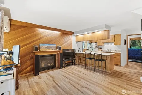 7082 Rainier Way Glacier WA 98244
