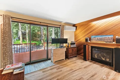 7082 Rainier Way Glacier WA 98244