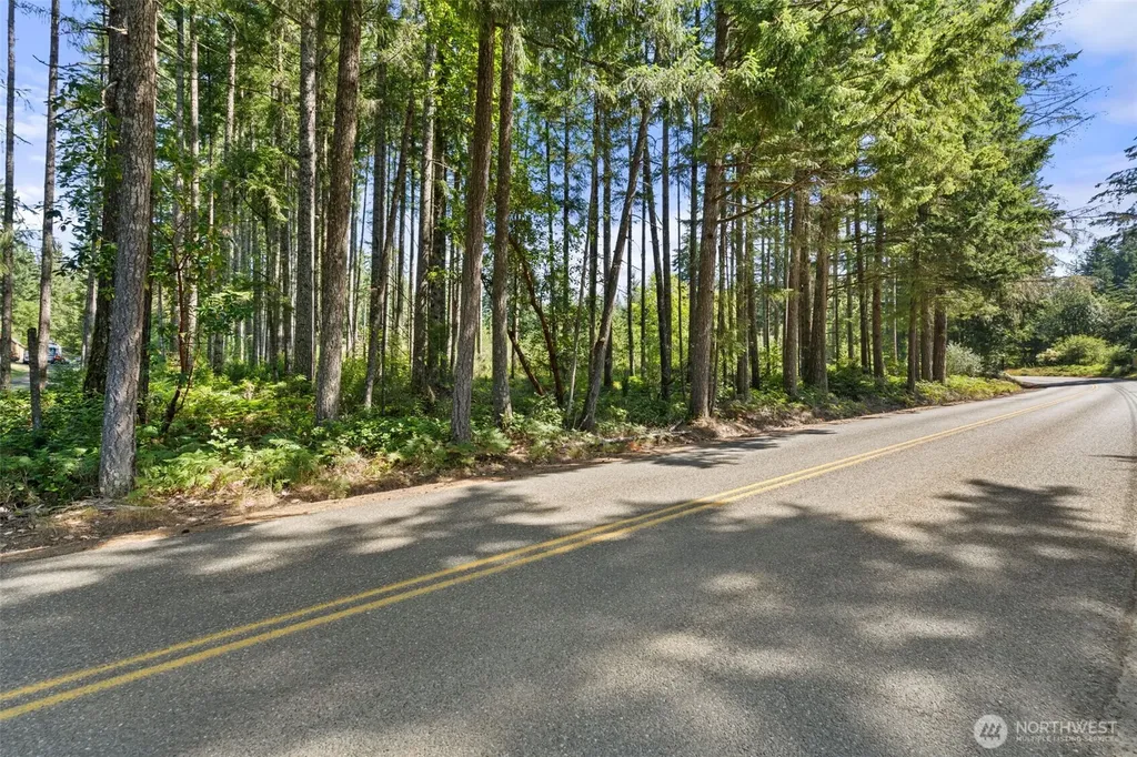 1030 E Phillips Lake Road Shelton WA 98584